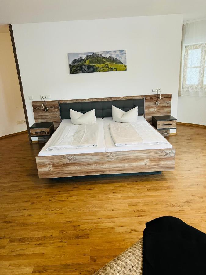Hotel Garni Kern Halfing Екстериор снимка