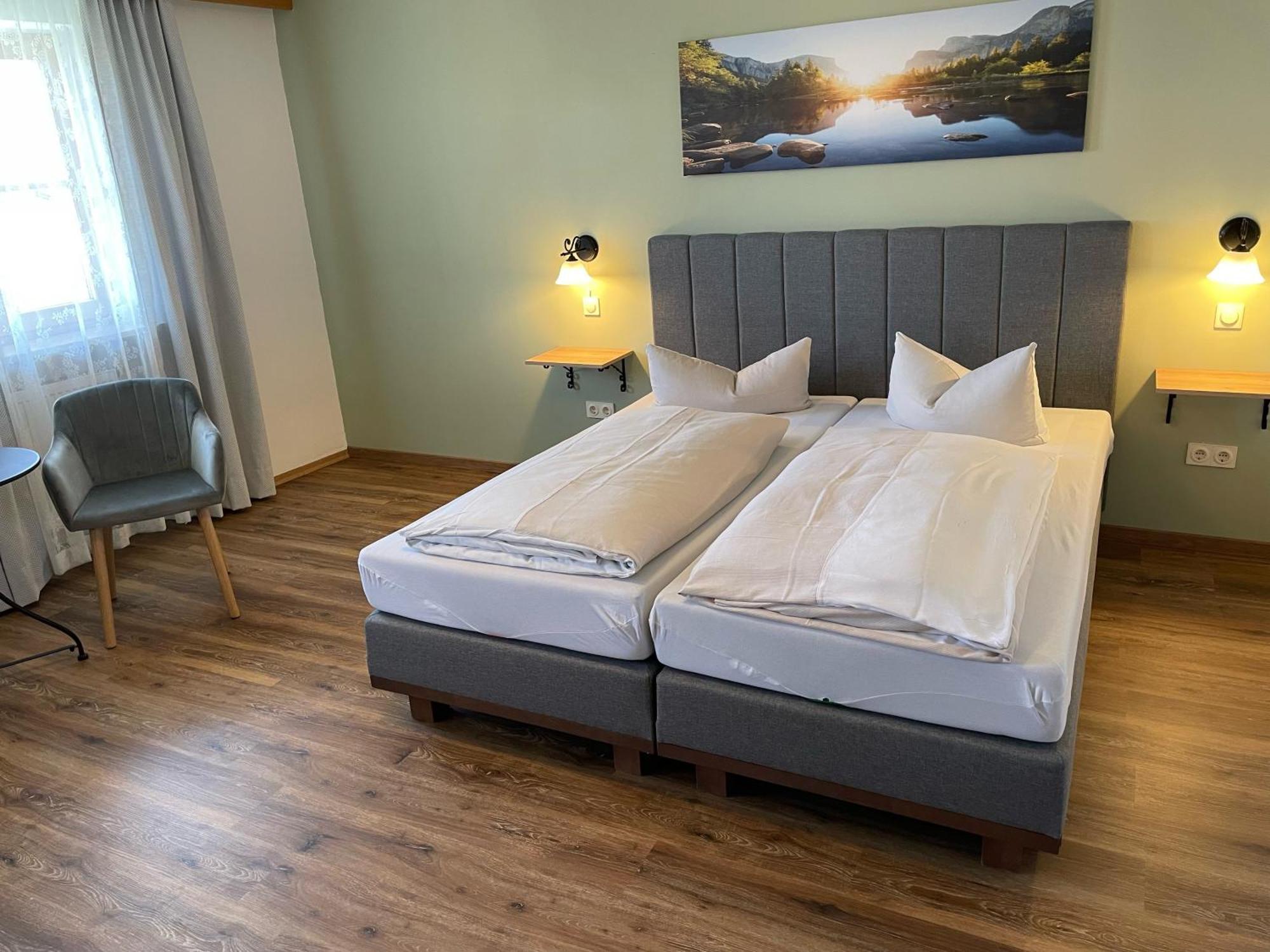 Hotel Garni Kern Halfing Екстериор снимка
